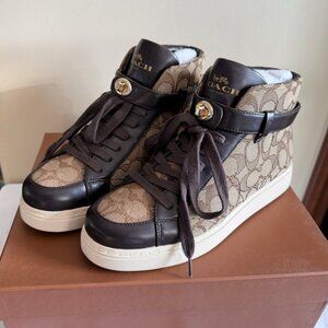 New Coach Ray Outline Signature Sneaker boots / Khaki/Chestnut in box Q7838 sz 7